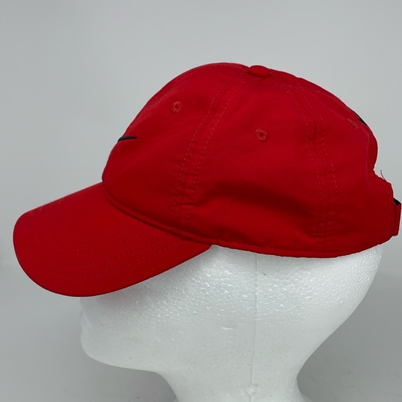 NWOT Nike Just Do It Dri-Fit Swoosh Baseball Hat Cap Youth KidsAge 4-7 Red Black - Picture 2 of 6